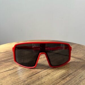 Perfect red sports glasses❤️
